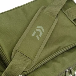 Carp Daiwa Luggage * Black Widow Compact Fishing Tackle Bag