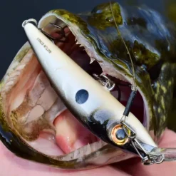 Pike / Predator Salmo Lures * Rattlin Sting Deep Runner 9cm Lure
